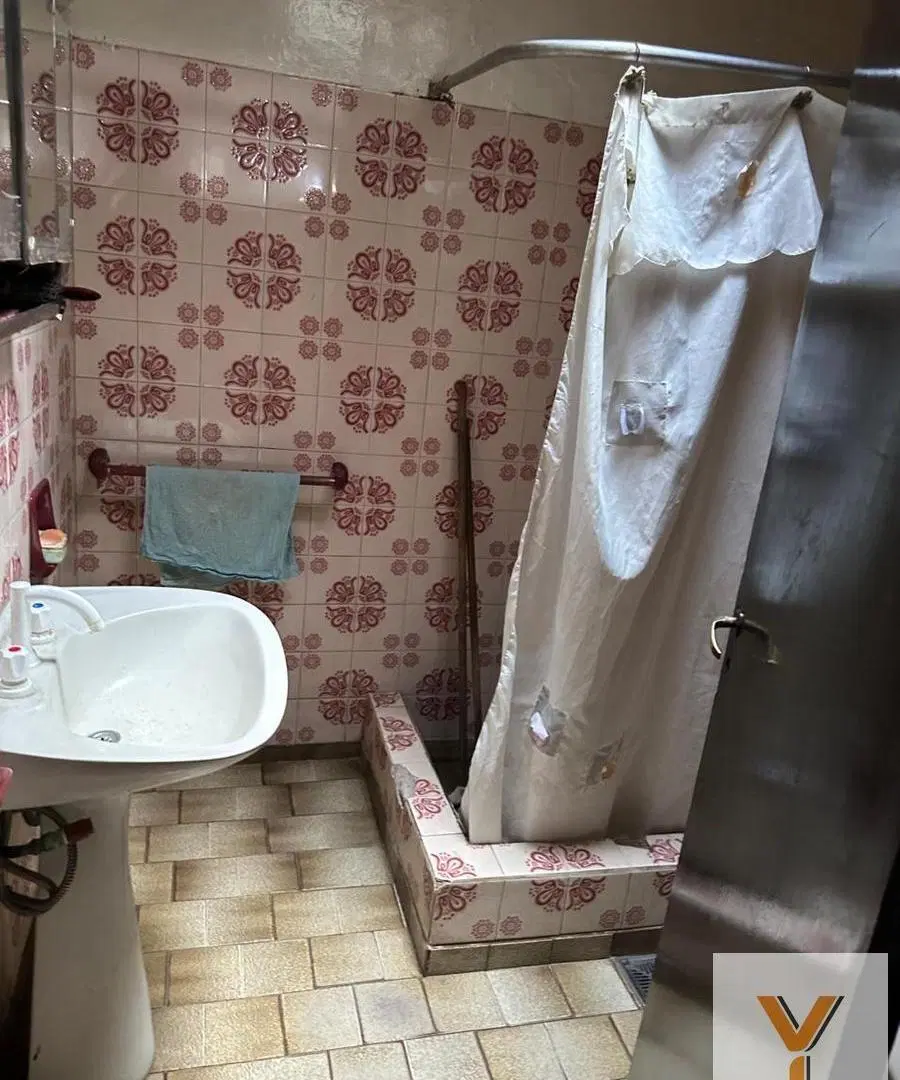 Casa en venta - 3 Dormitorios 2 Baños - La Plata 5