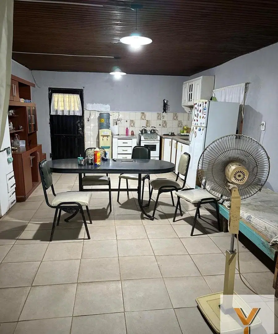 Casa en venta - 3 Dormitorios 2 Baños - La Plata 1