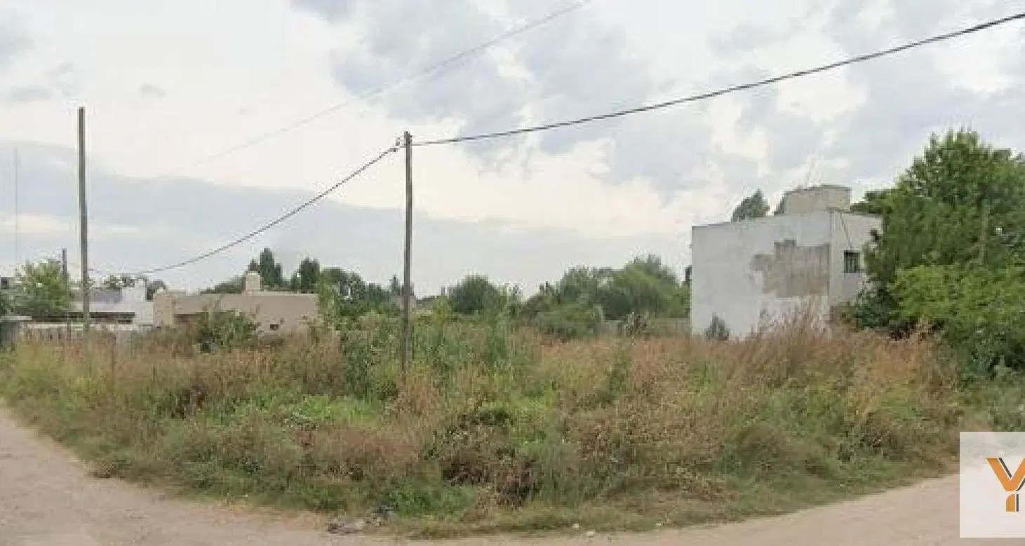 Terreno en venta - 179.8Mts2 - San Carlos, La Plata 3