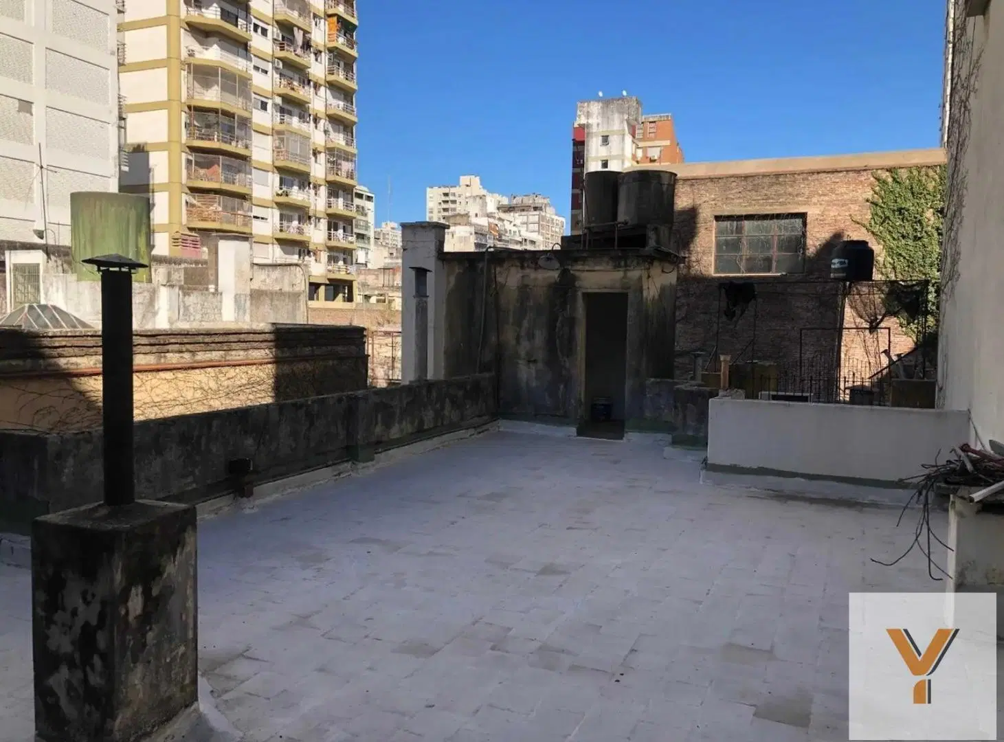 Casa en venta - 3 Dormitorios 3 Baños - Mar del Plata 8