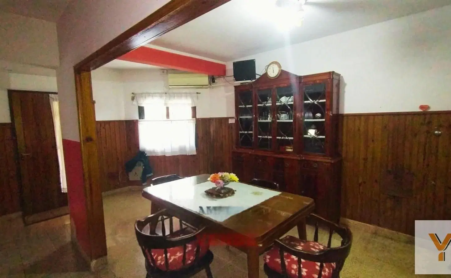 Casa en venta - 3 Dormitorios 2 Baños - 175mts2 - Paso del Rey 2