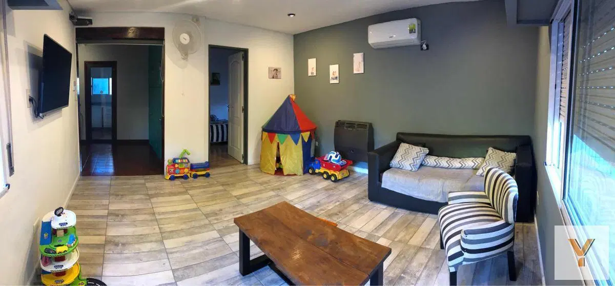 Casa en venta - 2 Dormitorios 1 Baño - 450Mts2 - Merlo Oeste 2