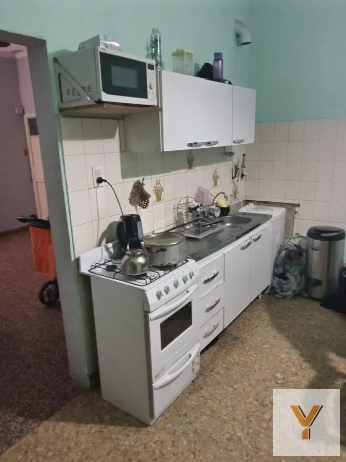 PH venta en bloque - 4 dormitorios 2 baños - 140mts2 - Lanús Oeste 2