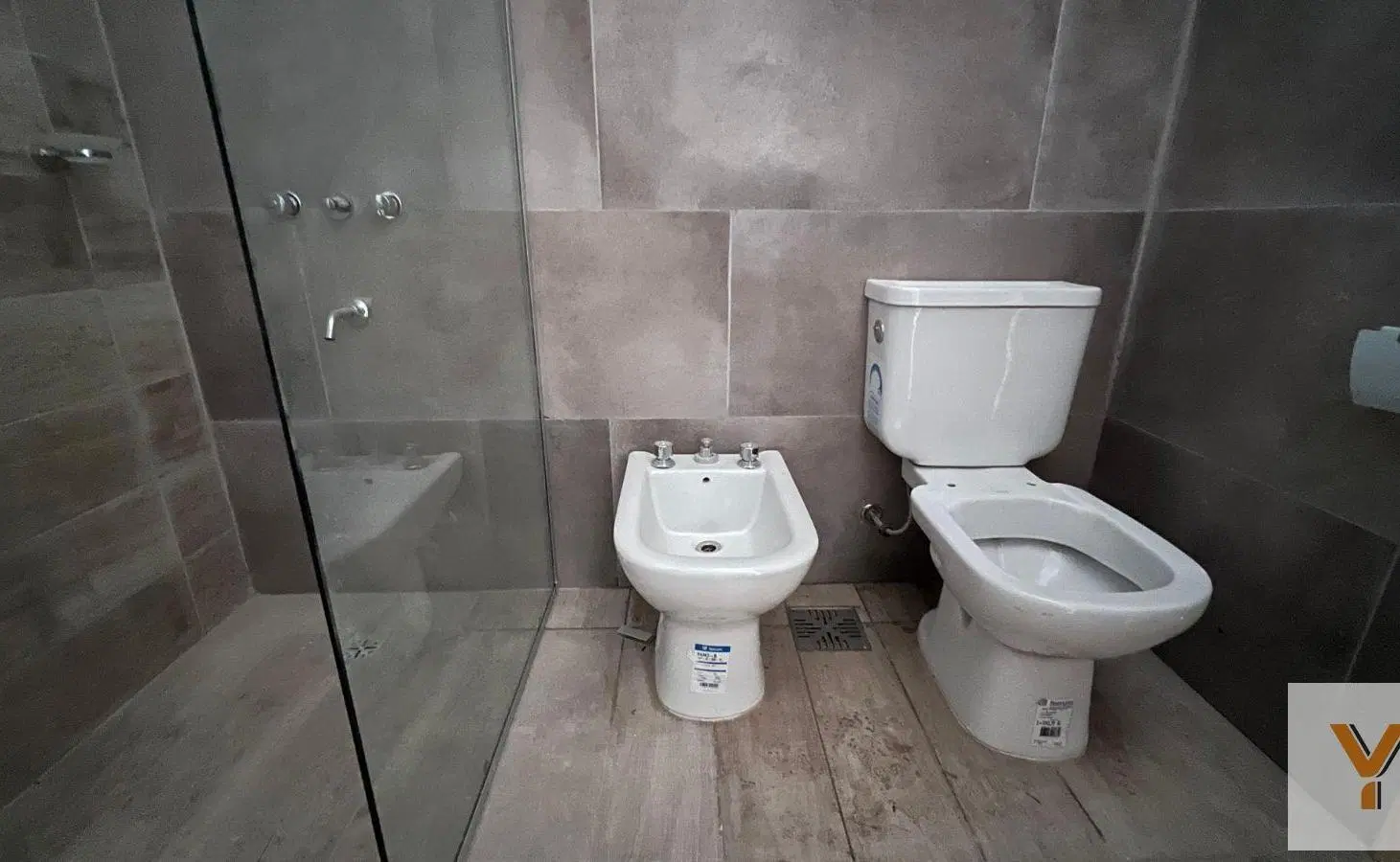 PH en venta - 3 Dormitorios 2 Baños - Mercedes 8