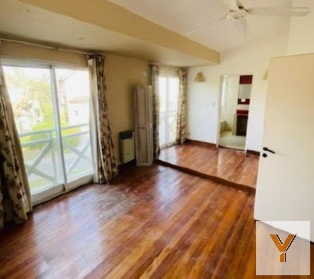Foto de Casa en venta - 3 Dormitorios 3 Baños - 200Mts2 - Exaltación de La Cruz, imagen 5