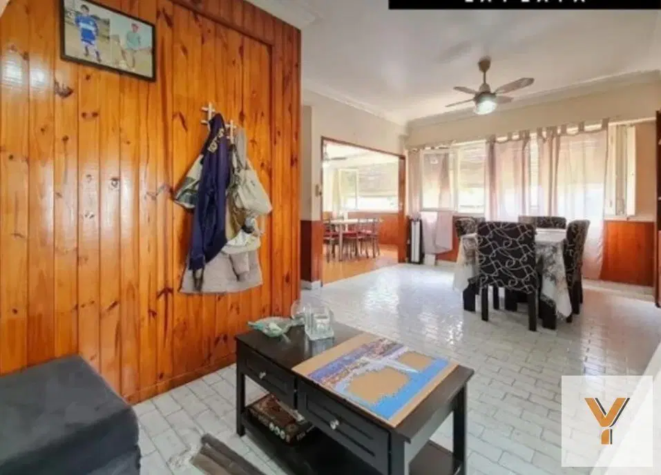 PH en venta - 4 Dormitorios 2 Baños - Cochera - La Plata 5