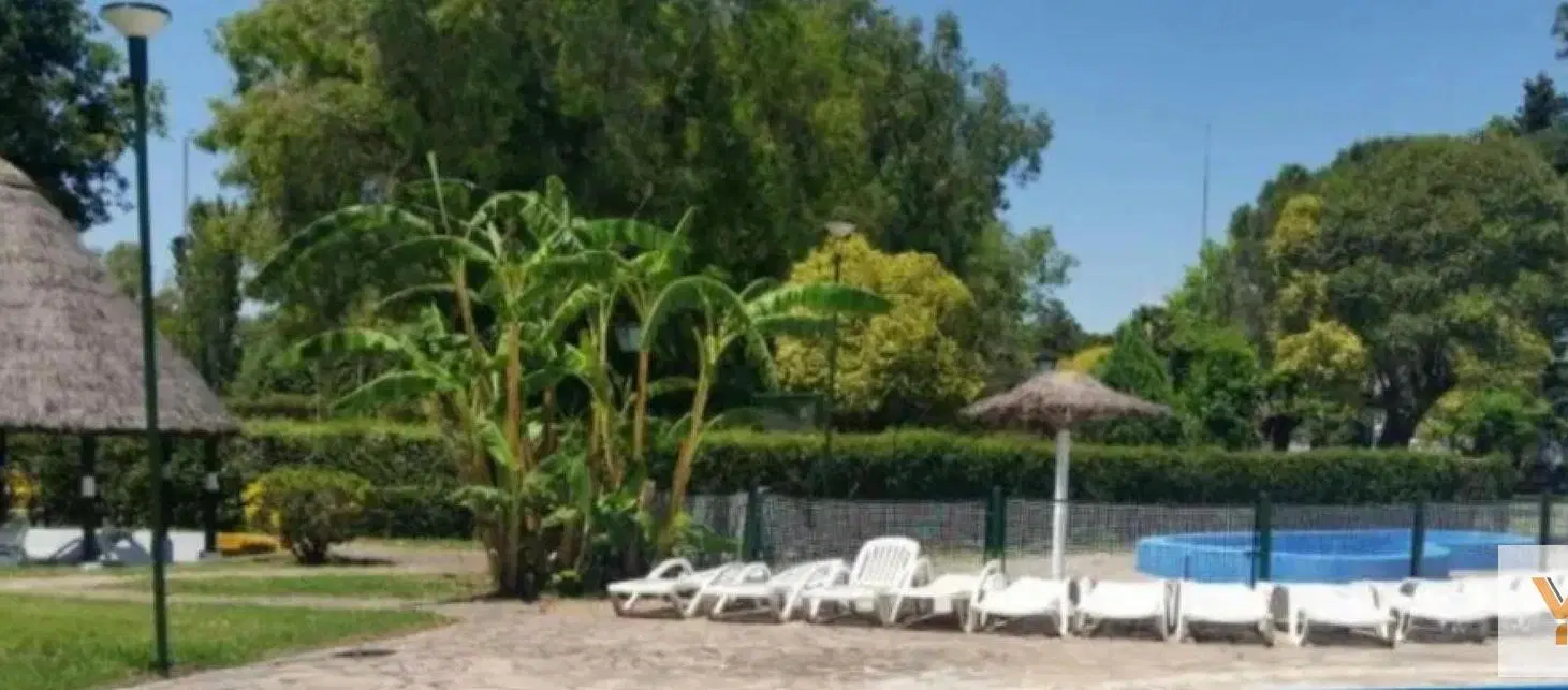Terreno en venta - 374Mts2 - Las Brisas Country Club, Pilar 4