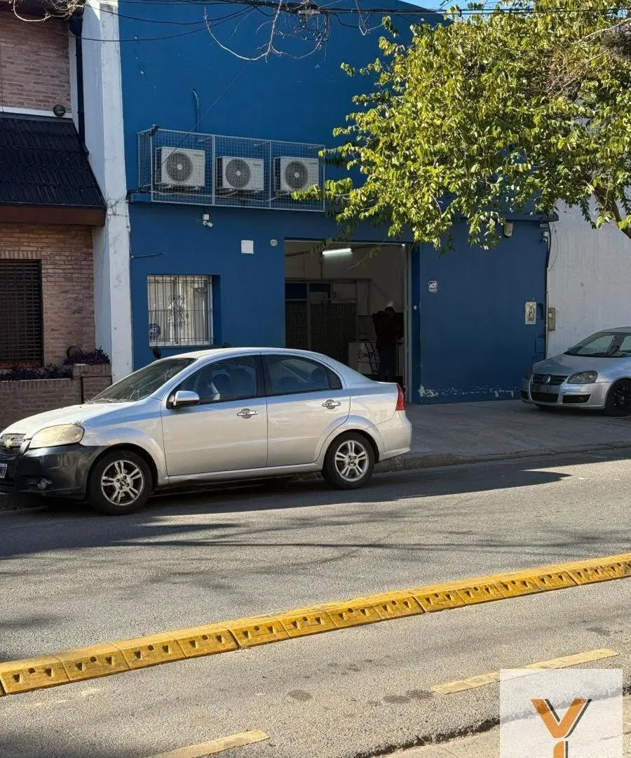Depósito en Alquiler - Monoambiente 3 Baños - 280mts - Parque Chacabuco 2
