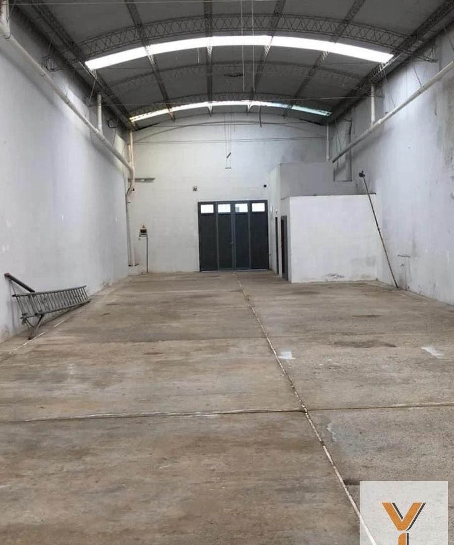 Foto de Depósito en Alquiler - Monoambiente 3 Baños - 280mts - Parque Chacabuco, imagen 4