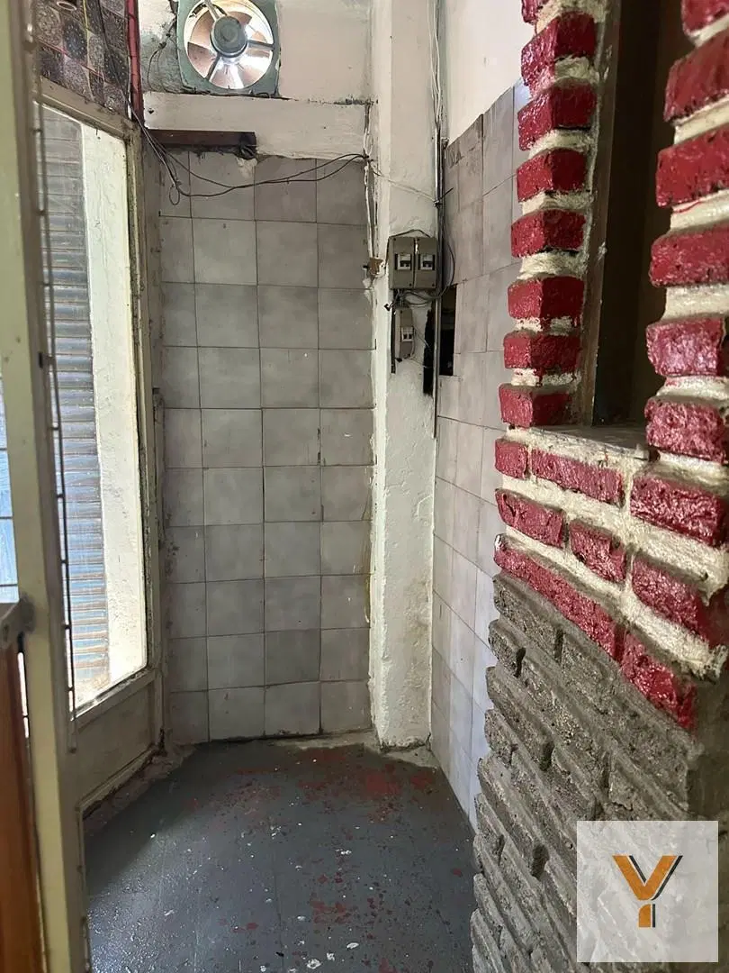 Locales Comerciales en venta - 300Mts2 - Merlo 4