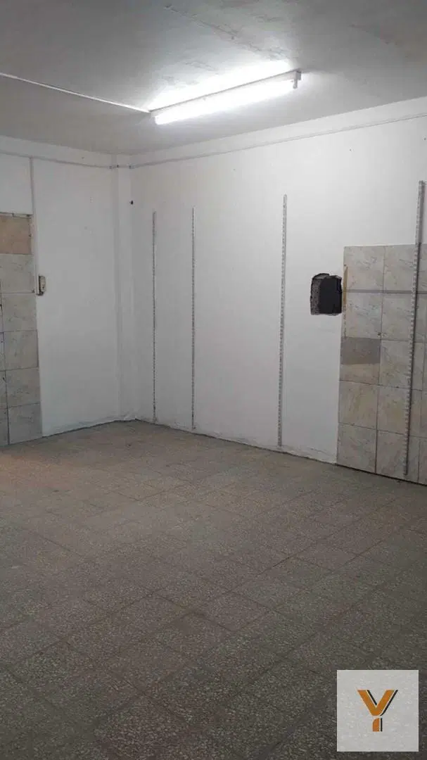 Locales Comerciales en venta - 300Mts2 - Merlo 3