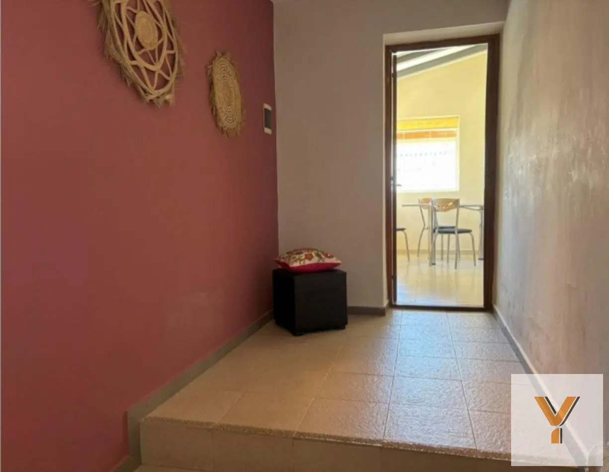 Casa en venta - 3 Dormitorios 3 Baños - Villa Carlos Paz 2