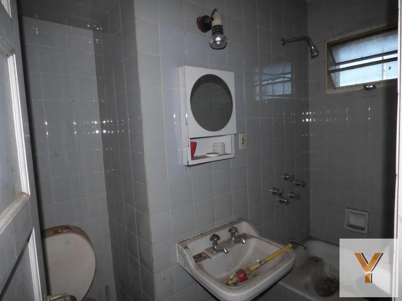 Casa en venta - 4 Dormitorios 3 Baños - Cochera - 1.464Mts2 - City Bell, La Plata 5