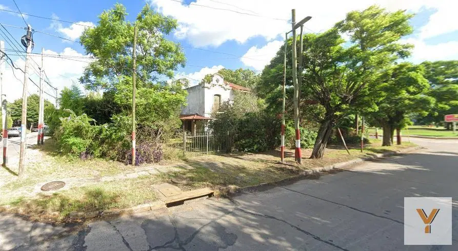 Casa en venta - 4 Dormitorios 3 Baños - Cochera - 1.464Mts2 - City Bell, La Plata 4