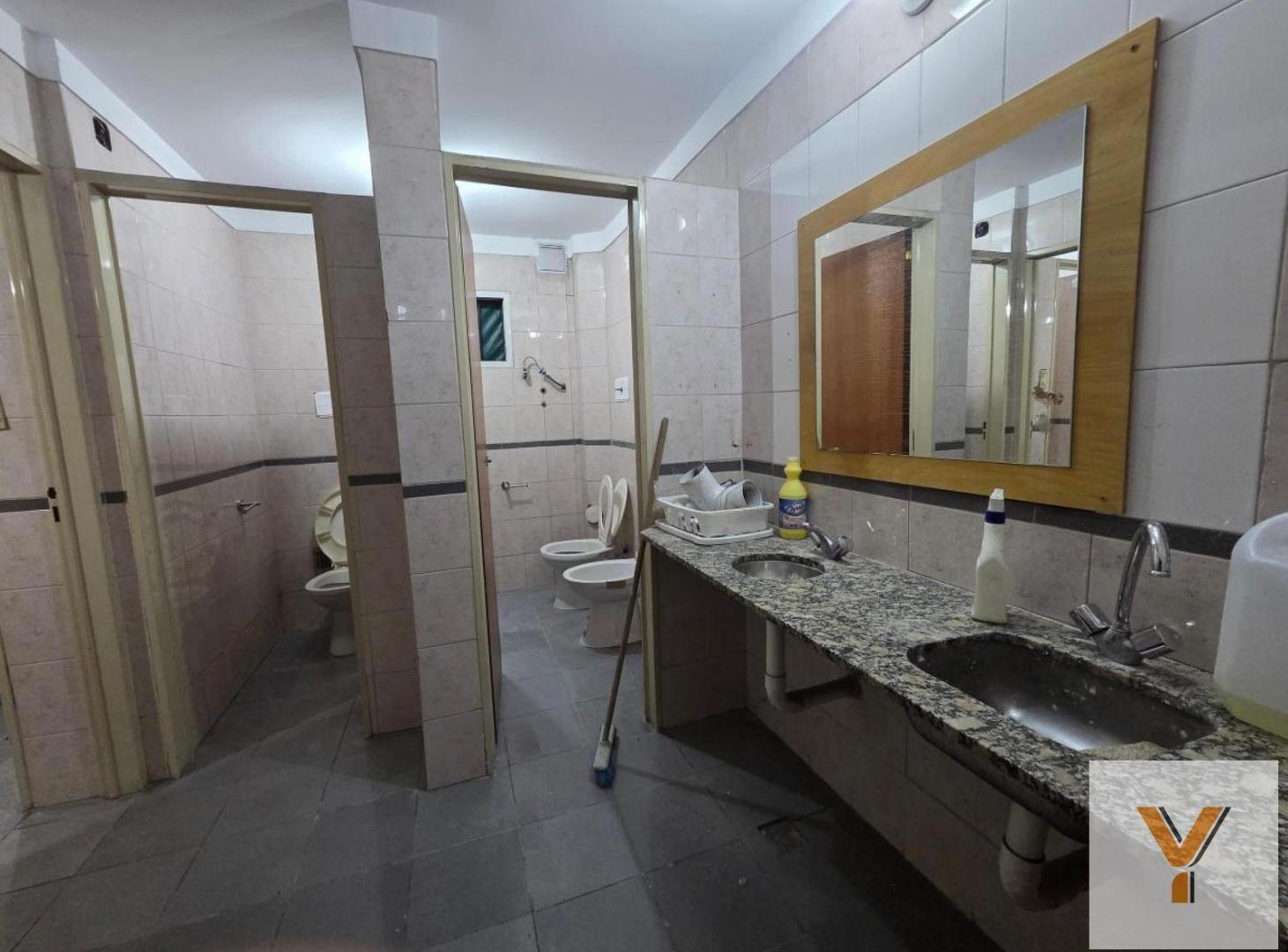Foto de Oficina en Alquiler - Monoambiente 1 Baño - 156mts - Pompeya, imagen 3