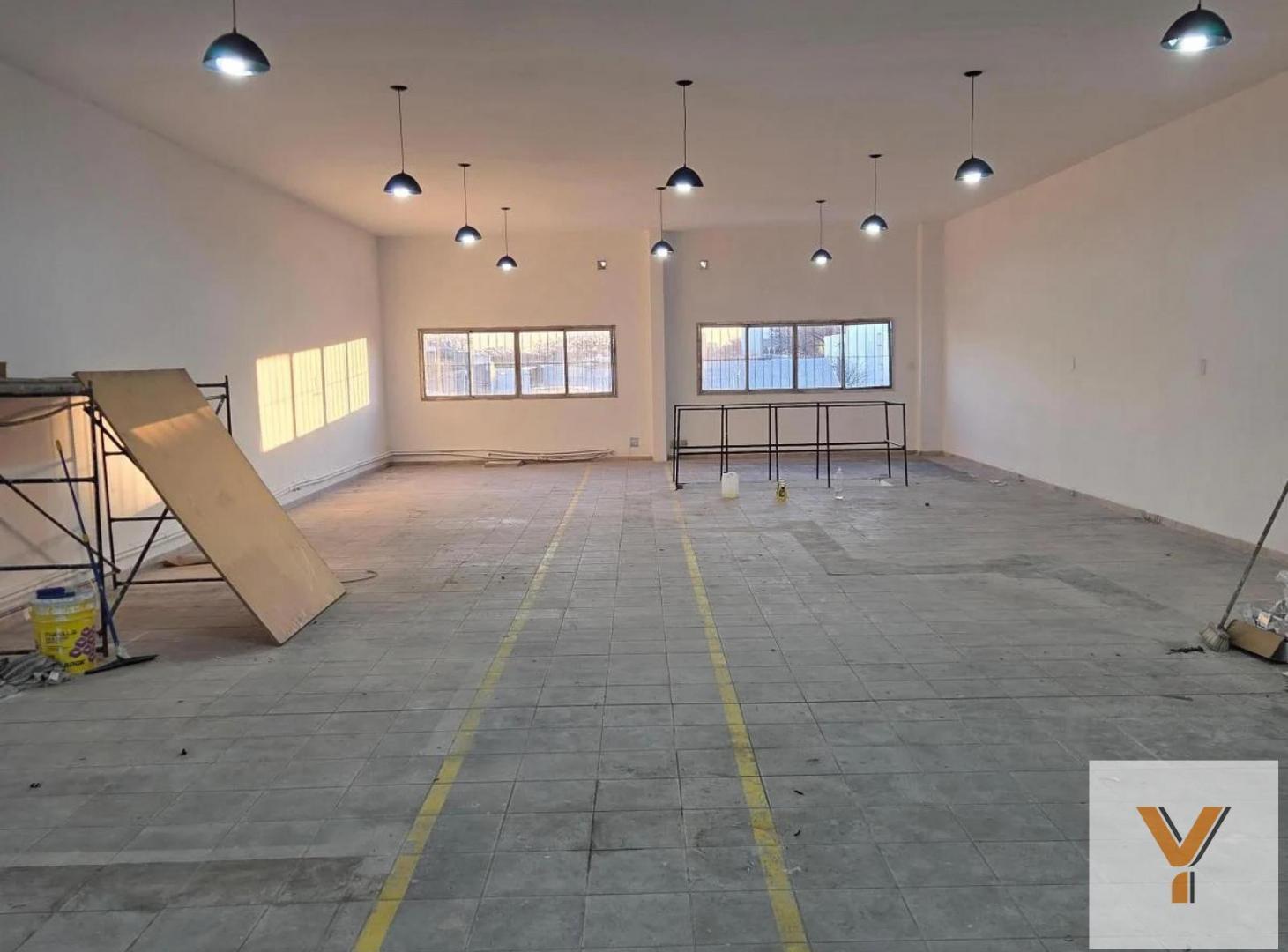 Foto de Oficina en Alquiler - Monoambiente 1 Baño - 156mts - Pompeya, imagen 2