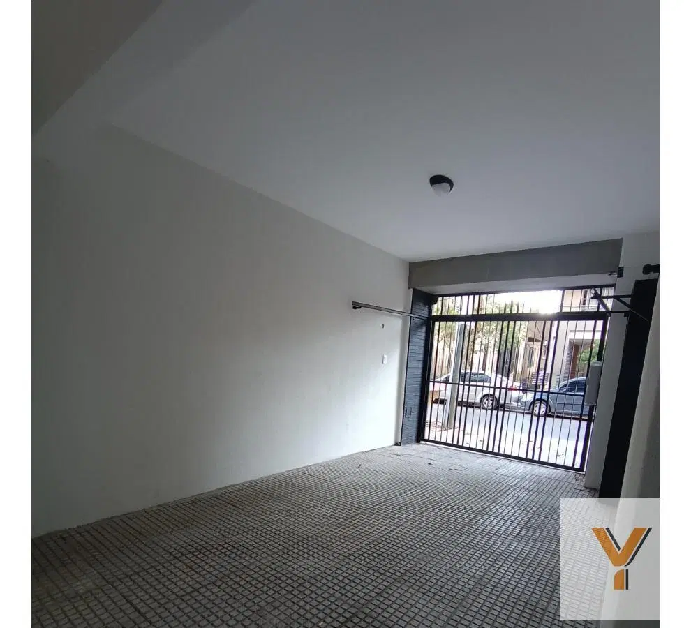 Cochera en venta - 12,5Mts2 - Sáenz Peña, Tres de Febrero 8