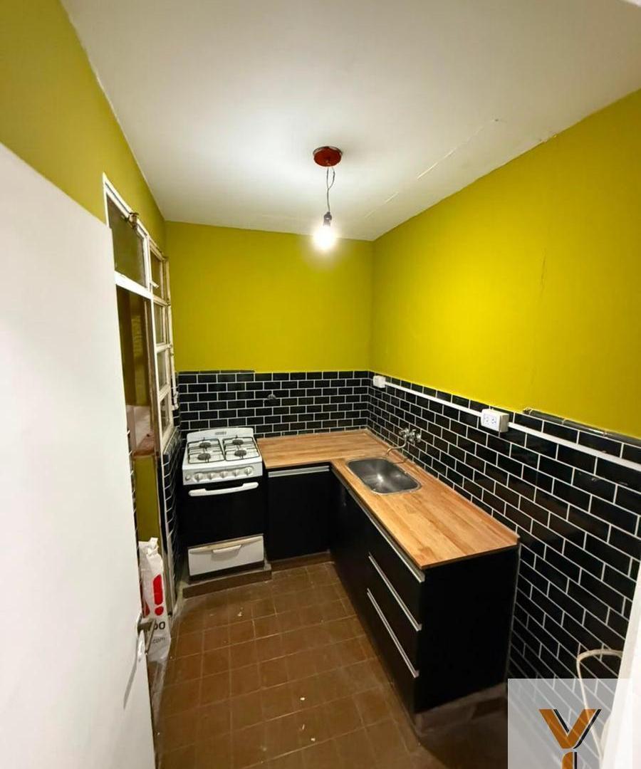 Foto de Departamento en Venta - 3 Dormitorios 1 Baño - 58mts - San Nicolás, imagen 2