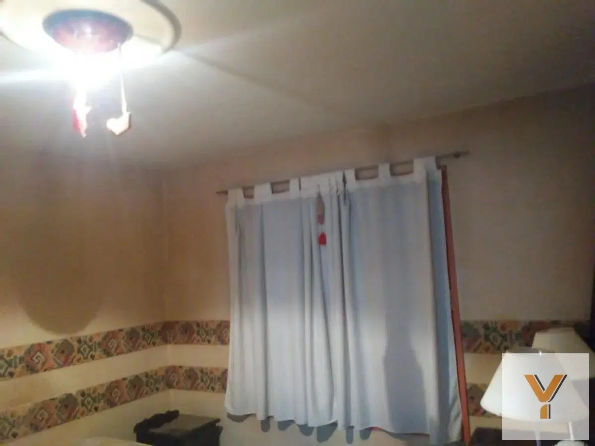 Casa en venta - 4 Dormitorios 3 Baños - Cochera - 300Mts2 - Cañuelas 5