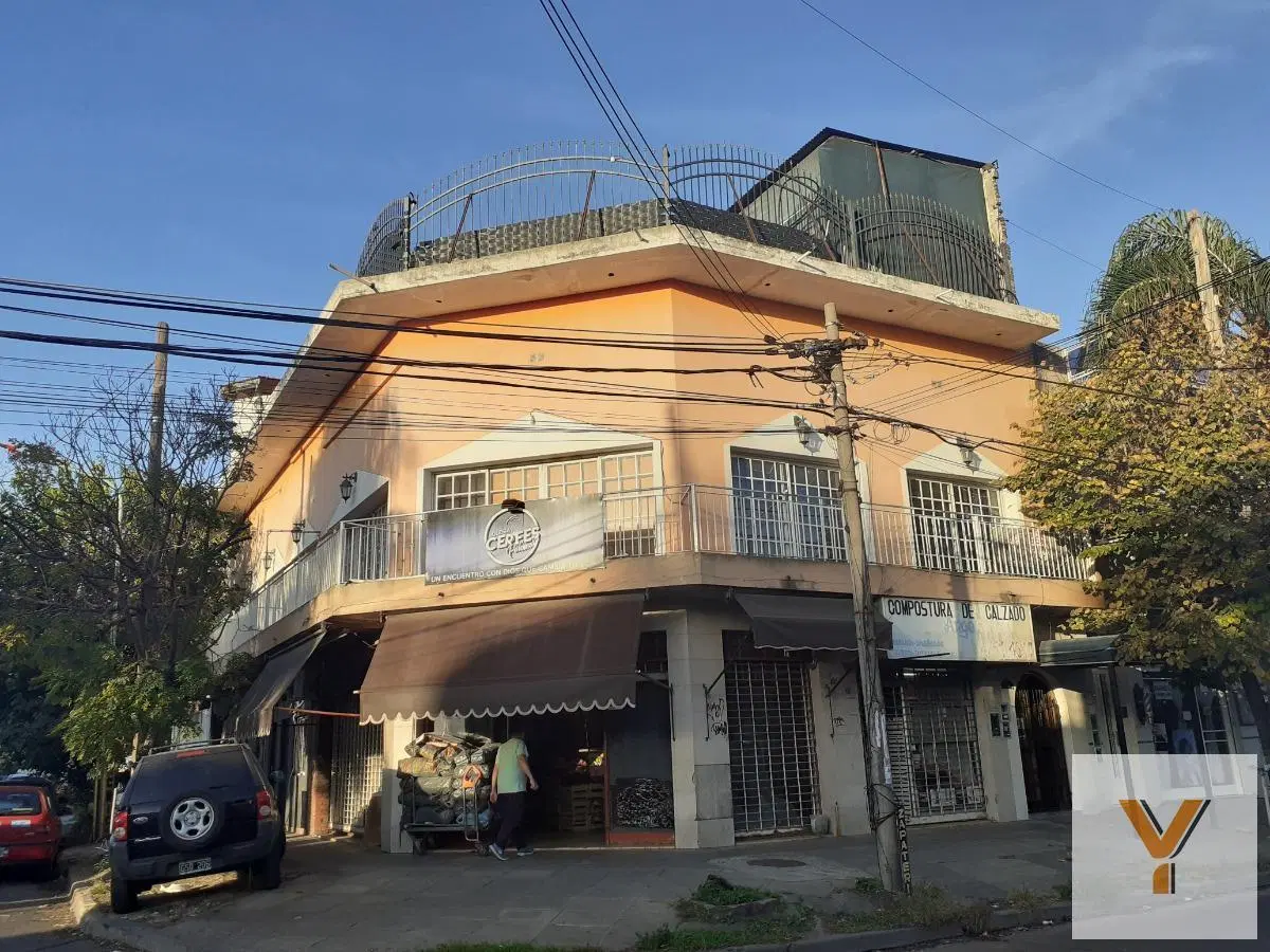 Local en venta - 4 Baños - 490Mts2 - El Palomar 2