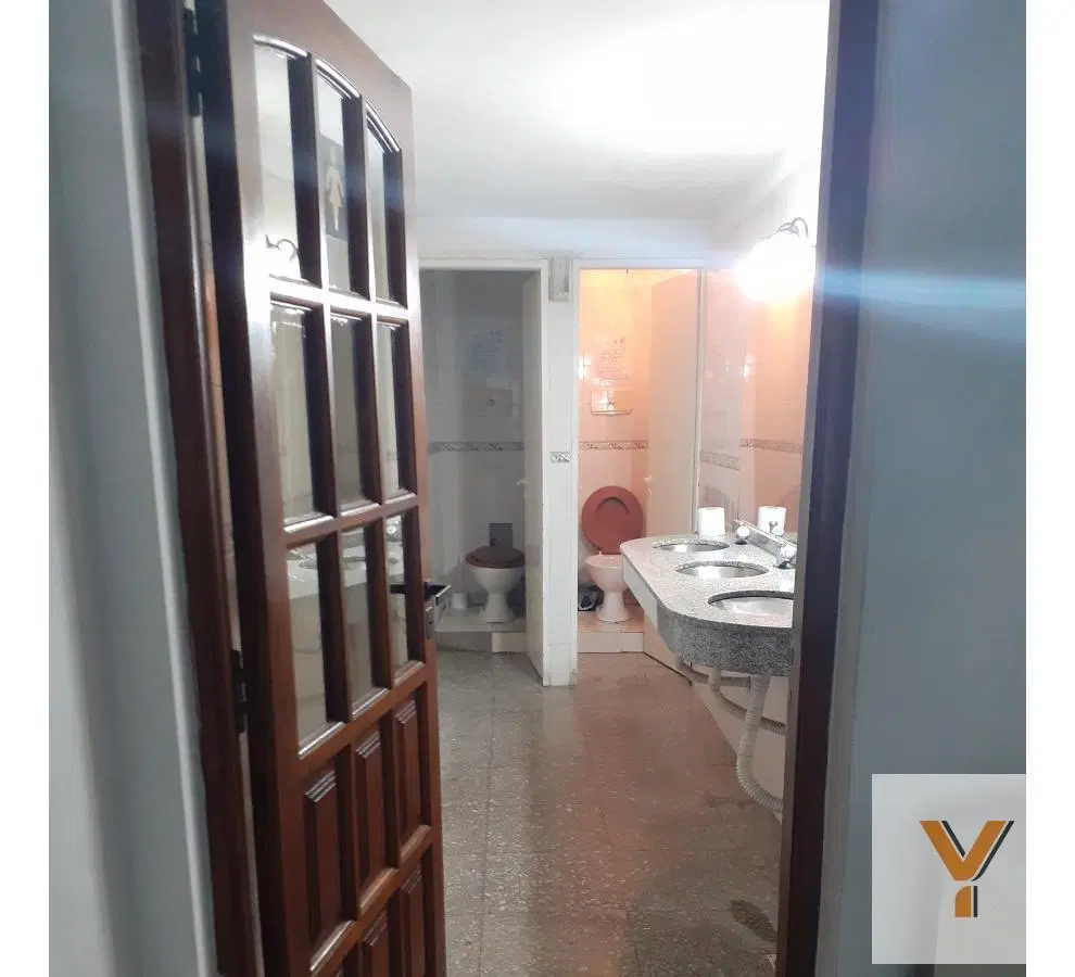 Local en venta - 4 Baños - 490Mts2 - El Palomar 8