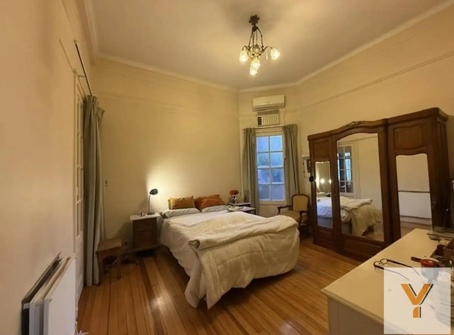 Departamento en Venta - 4 Dormitorios 1 Baño - 153mts - Balvanera 8