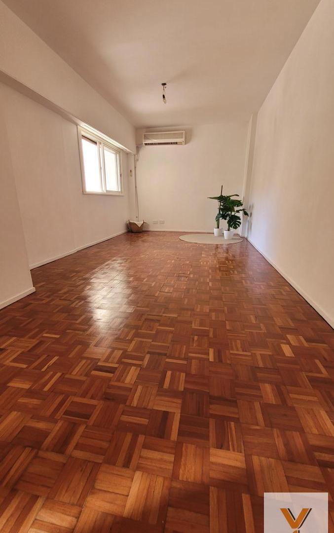Foto de Departamento en Venta - 2 Dormitorios 1 Baño - 55mts - Caballito, imagen 2