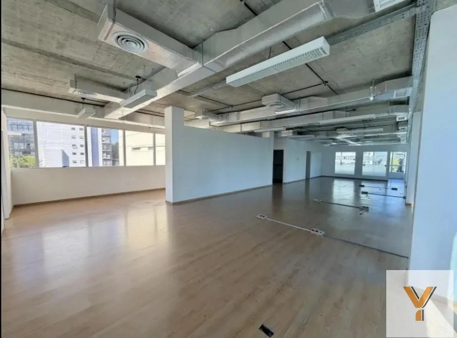 Oficina en Alquiler - 2 Baños - 220mts - Vicente López 4