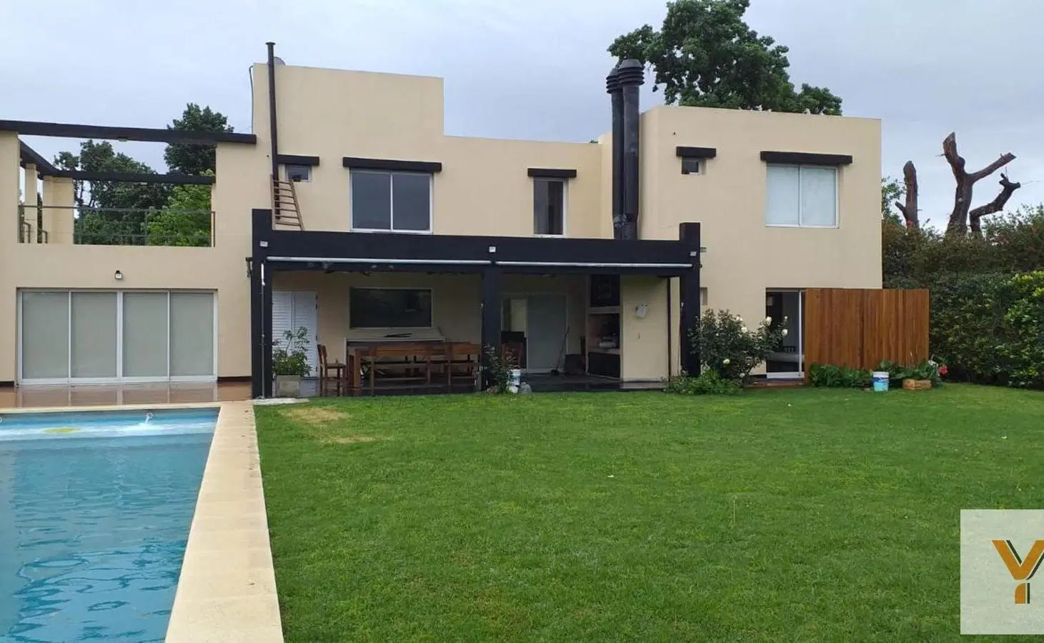 Casa en Alquiler - 3 Dormitorios 2 Baños - 323mts - Escobar - Los Robles - Haras Santa María 2