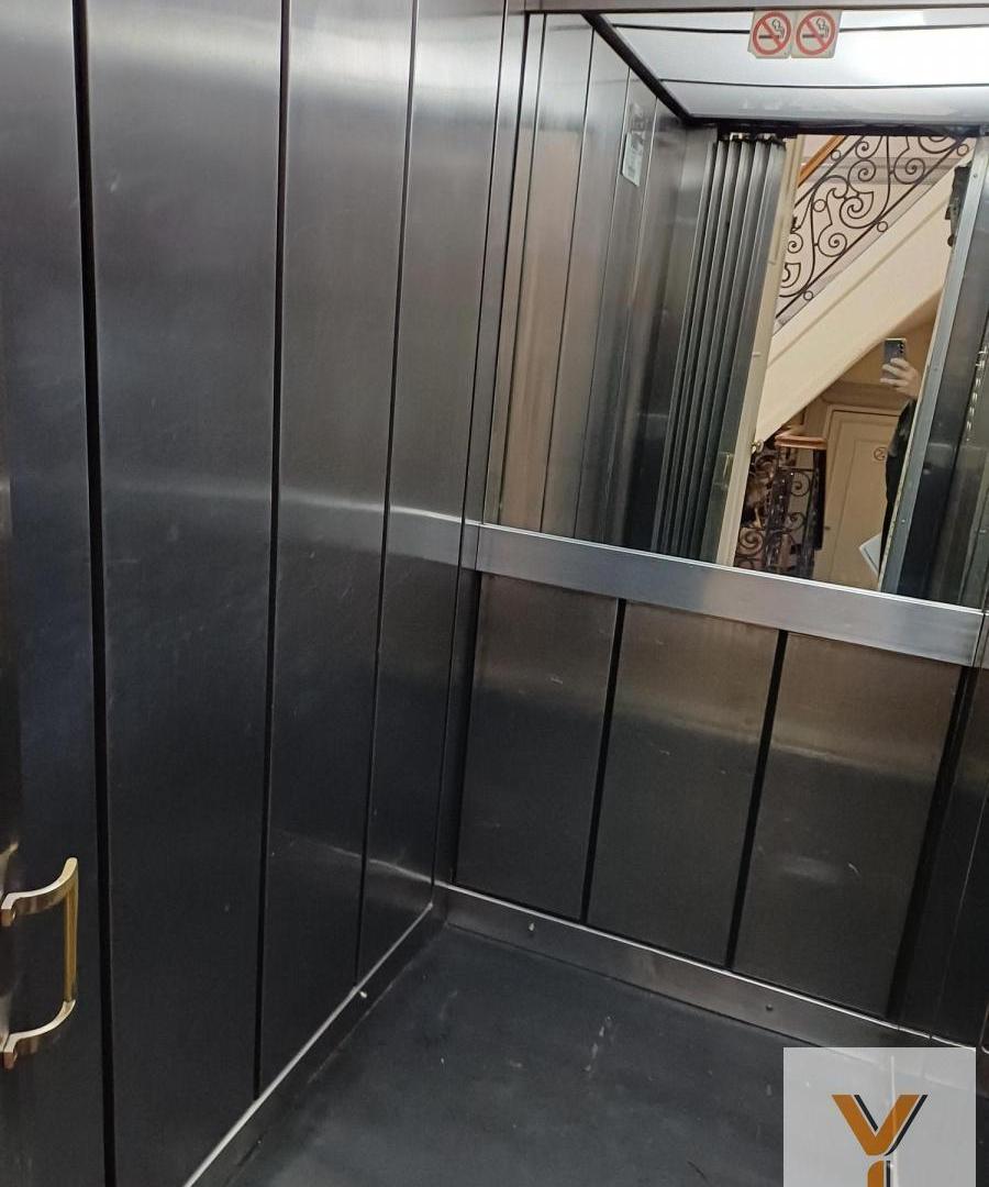 Foto de Departamento en Venta - 4 Dormitorios 2 Baños - 105mts - San Nicolás, imagen 2