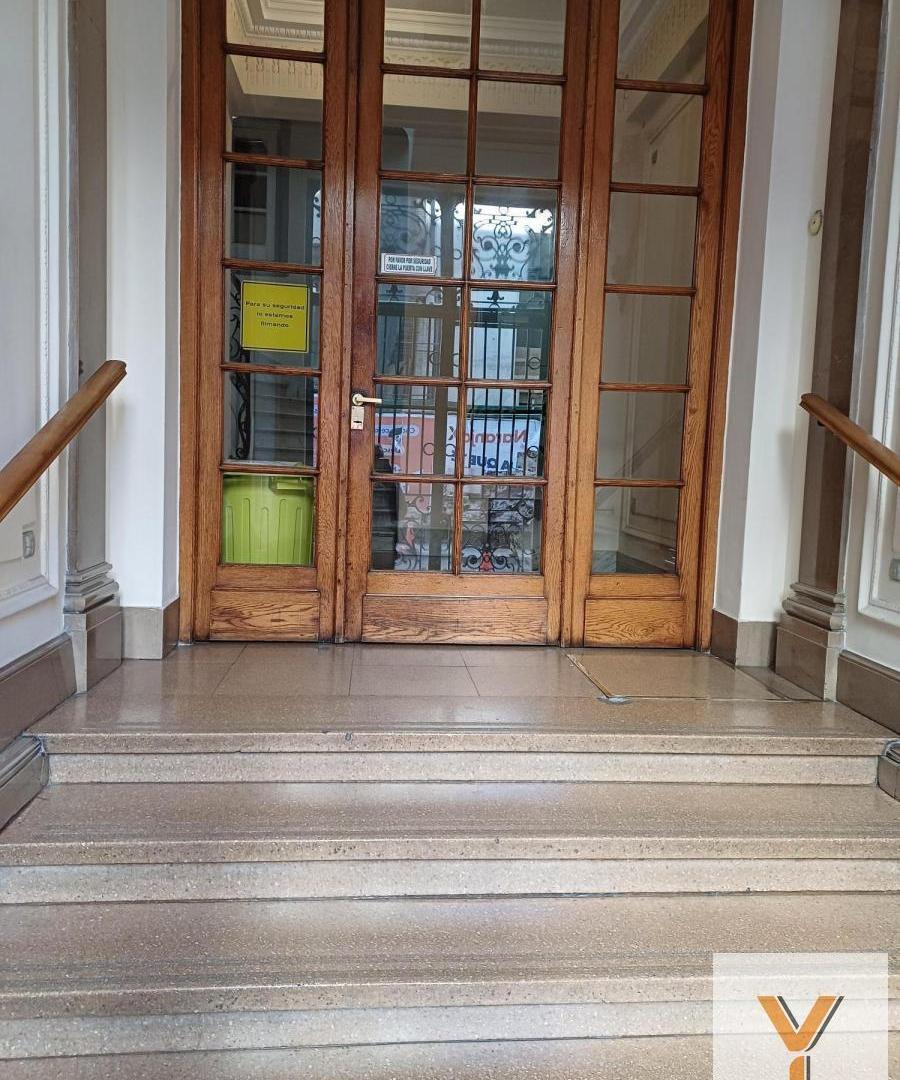 Foto de Departamento en Venta - 4 Dormitorios 2 Baños - 105mts - San Nicolás, imagen 5