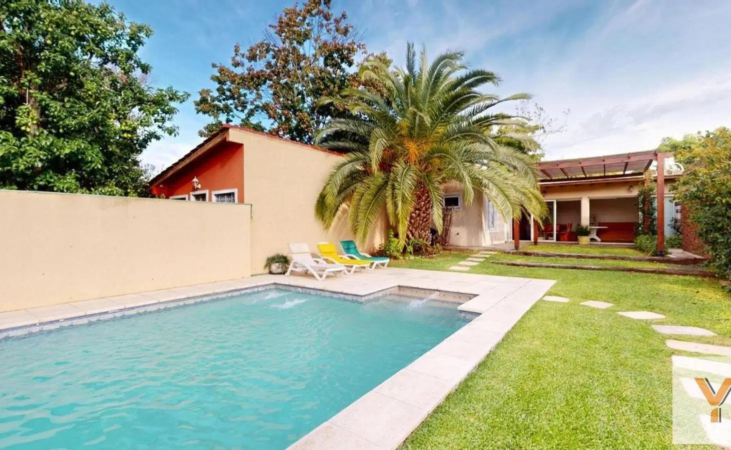 Casa en Venta - 4 Dormitorios 2 Baños - 658.2mts - La Plata - City Bell 5