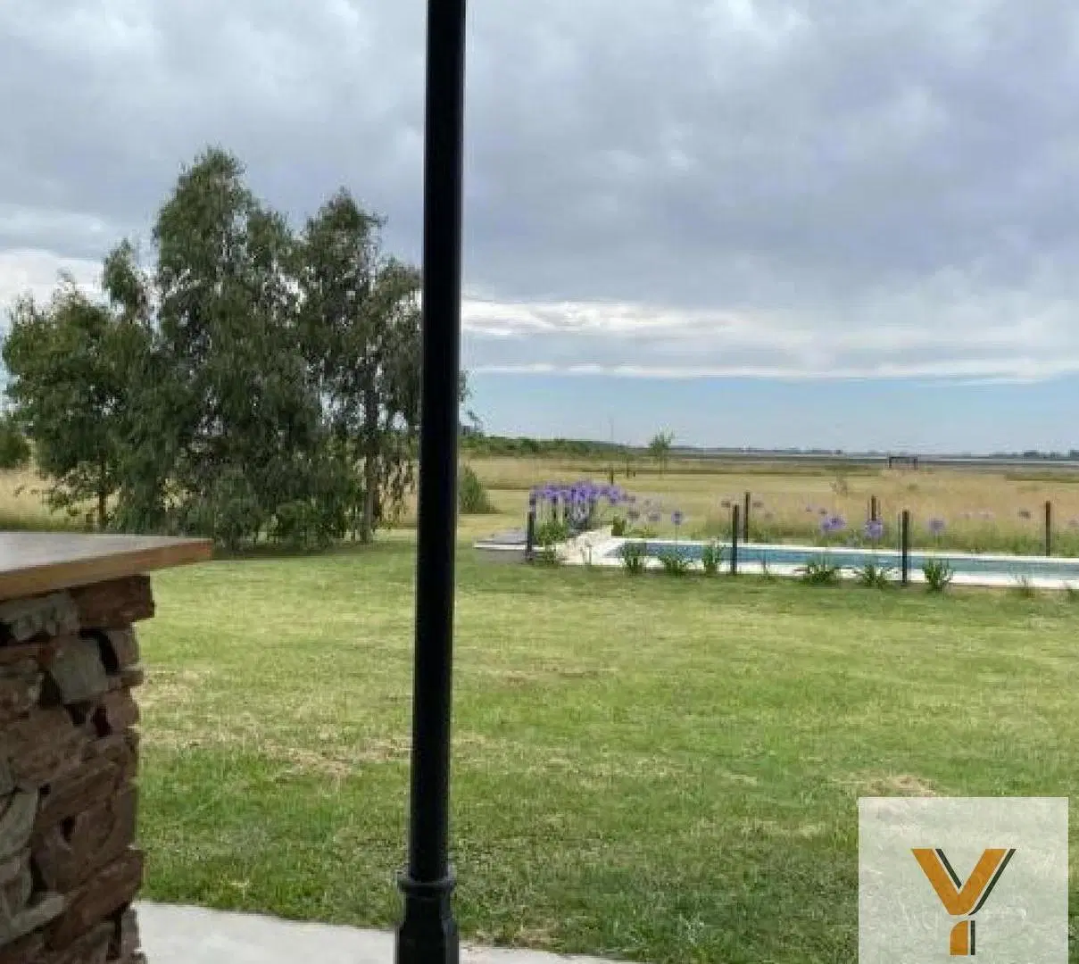 Casa en venta - 5 Dormitorios 3 Baños - 15.000Mts2 - Chascomús 4