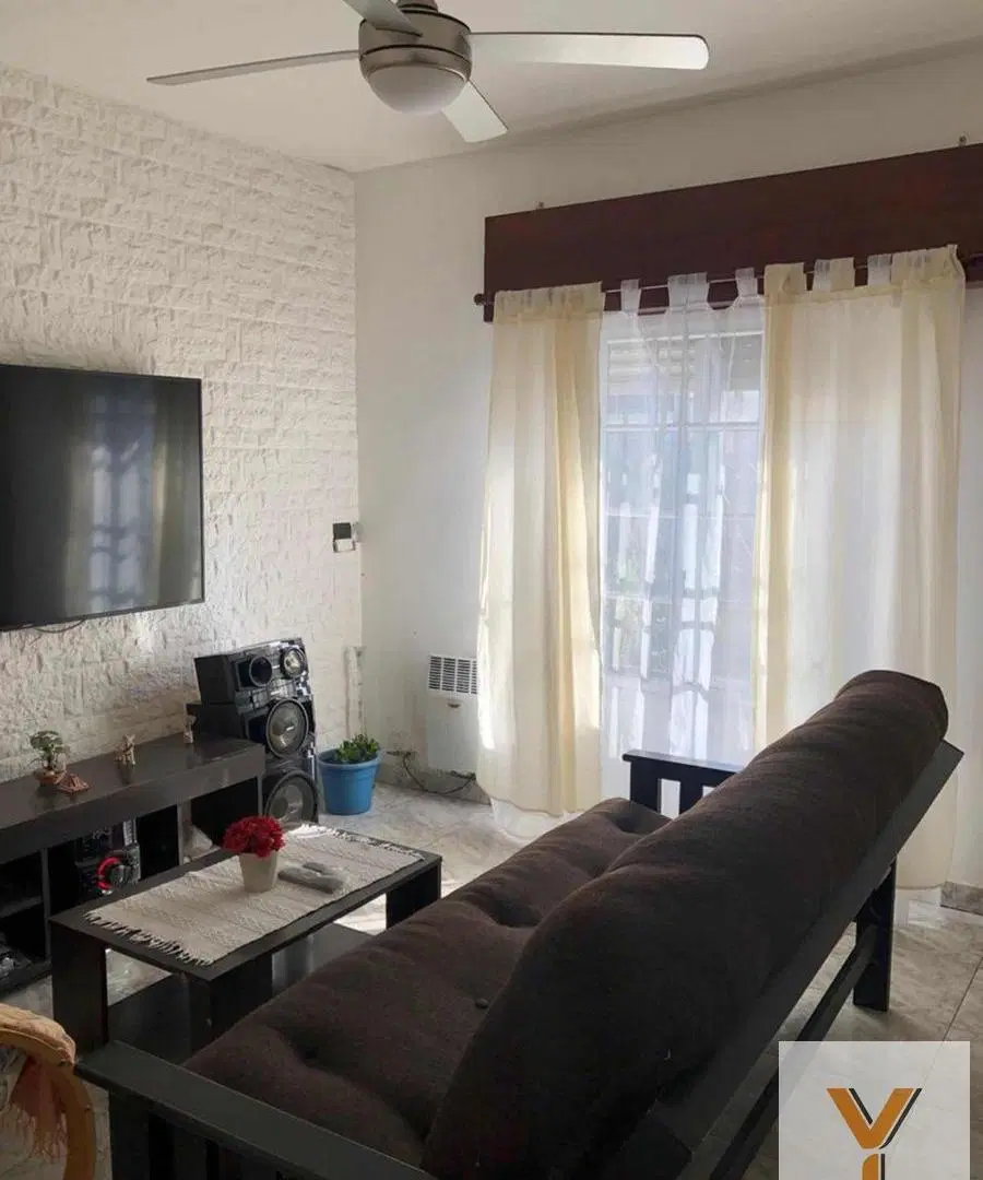 Casa en venta - 4 Dormitorios 2 Baños - 300Mts2 - San Francisco Solano 1