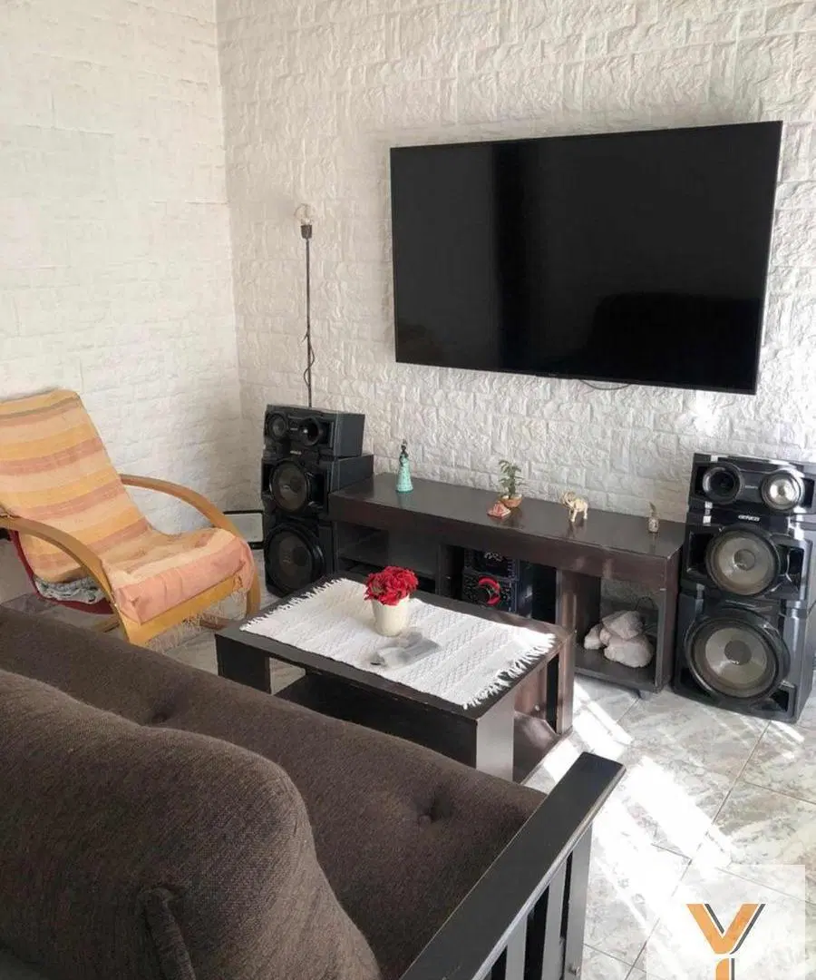 Casa en venta - 4 Dormitorios 2 Baños - 300Mts2 - San Francisco Solano 4