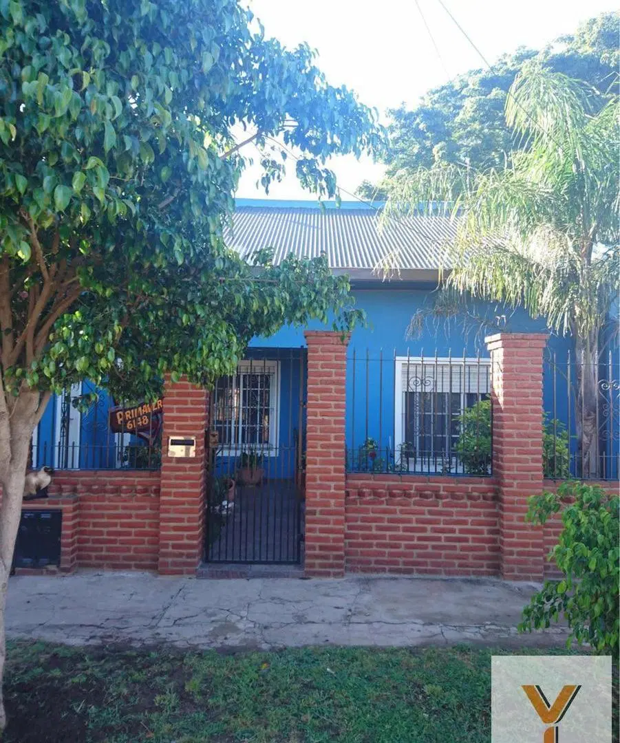 Casa en venta - 4 Dormitorios 2 Baños - 300Mts2 - San Francisco Solano 5