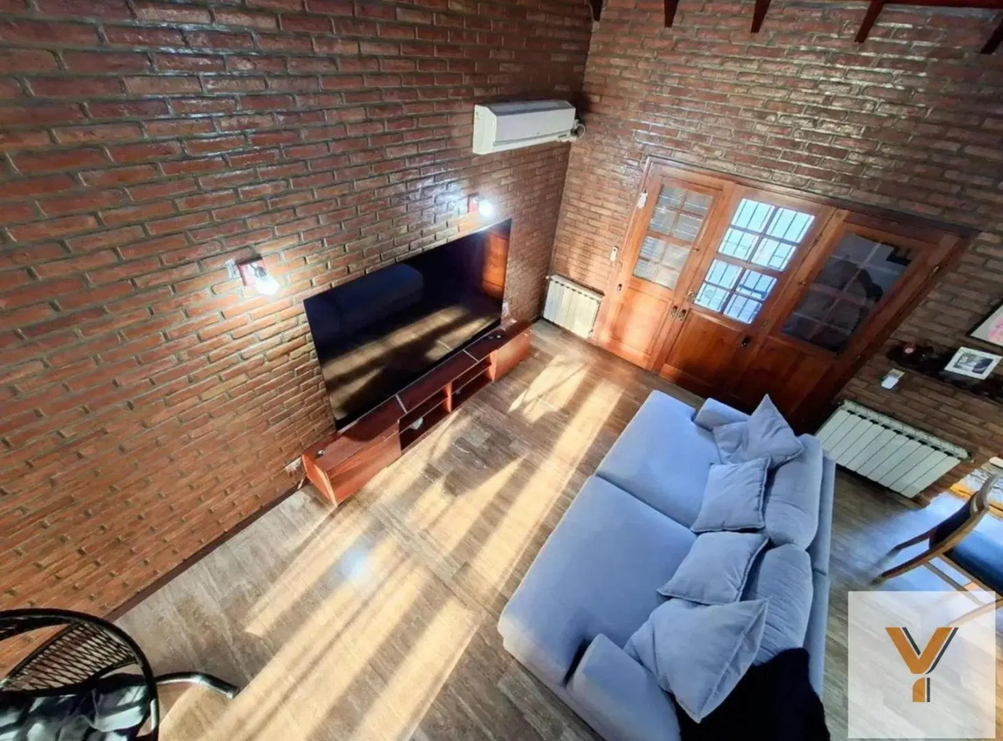 Casa en Venta - 3 Dormitorios 3 Baños - 322mts - Quilmes 5