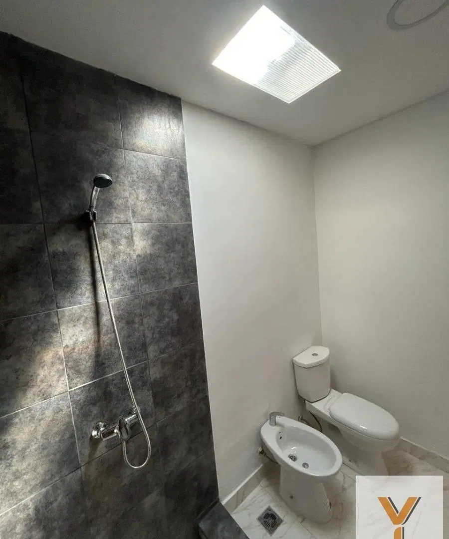 Casa en venta - 4 Dormitorios 2 Baños - 195Mts2 - José C. Paz 4