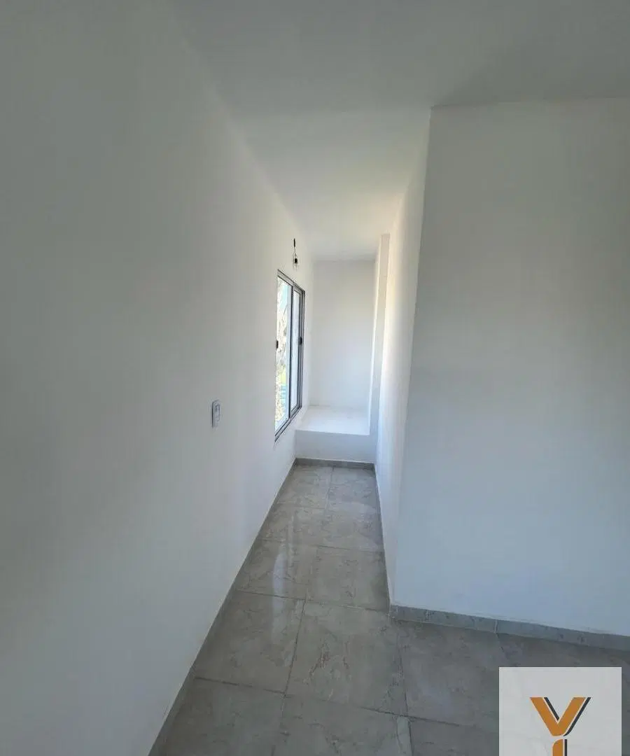 Casa en venta - 4 Dormitorios 2 Baños - 195Mts2 - José C. Paz 8