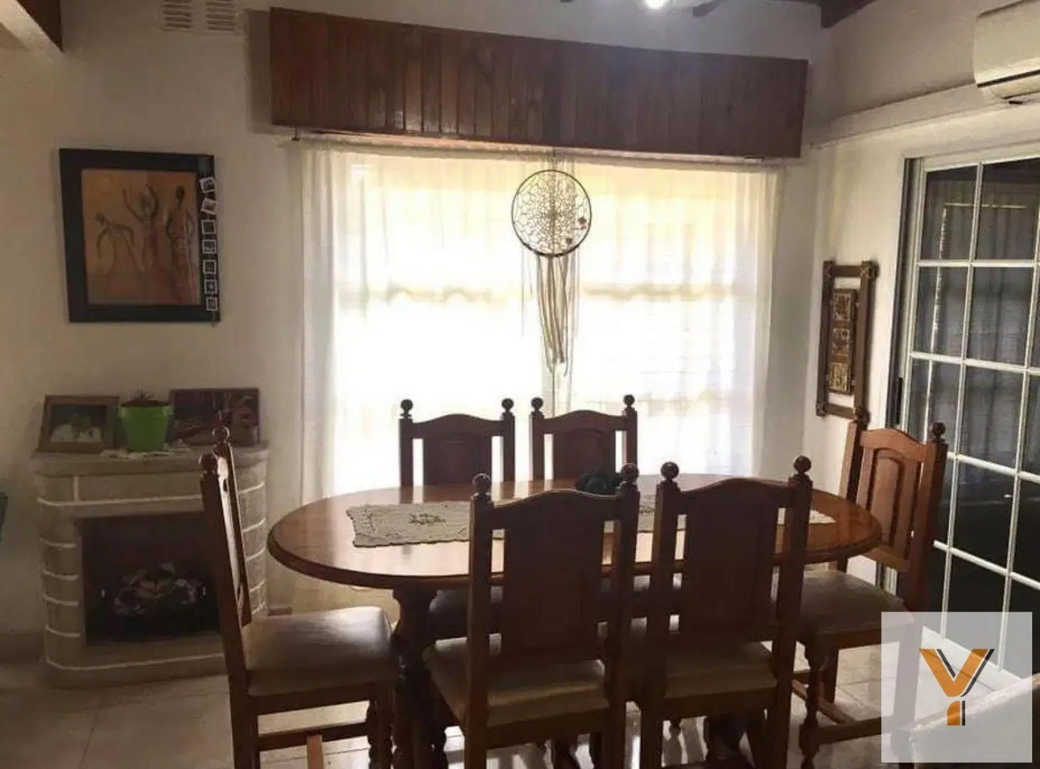 Casa en venta - 2 dormitorios 1 baño - Cochera - 220 mts2 - Coronel Brandsen 4