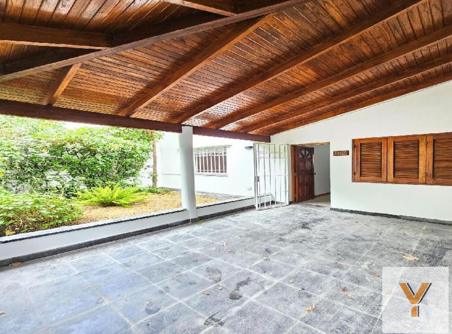 Foto de Casa en venta - 3 Dormitorios 2 Baños - La Plata, imagen 1