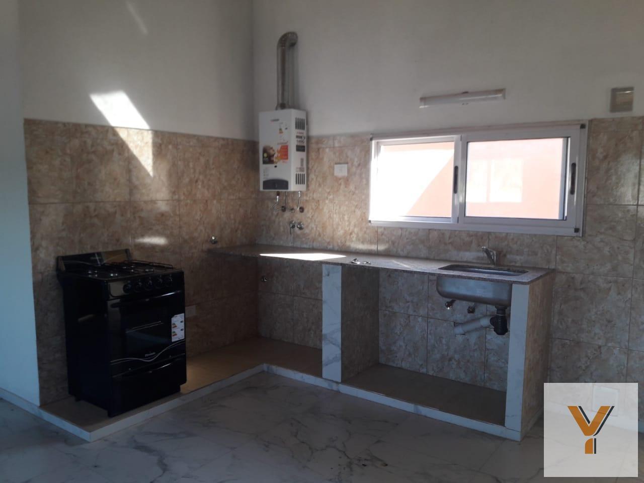 Foto de Casa en venta - 2 Dormitorios 3 Baños - Cochera - 230Mts2 - La Plata, imagen 5
