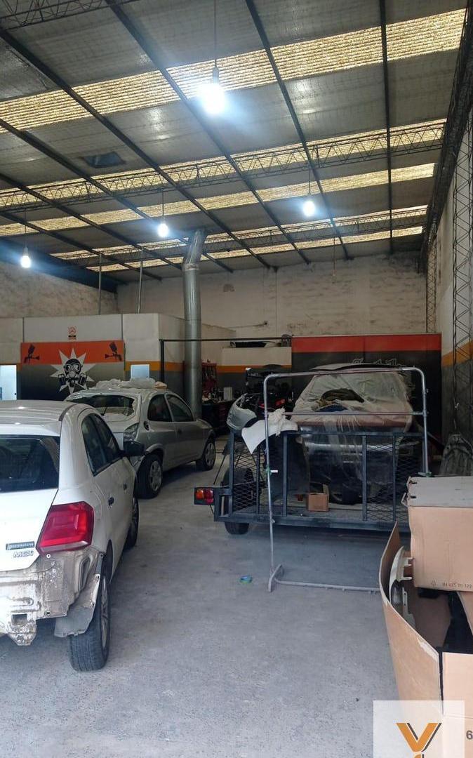 Foto de Depósito en venta - 200Mts2 - La Plata, imagen 5