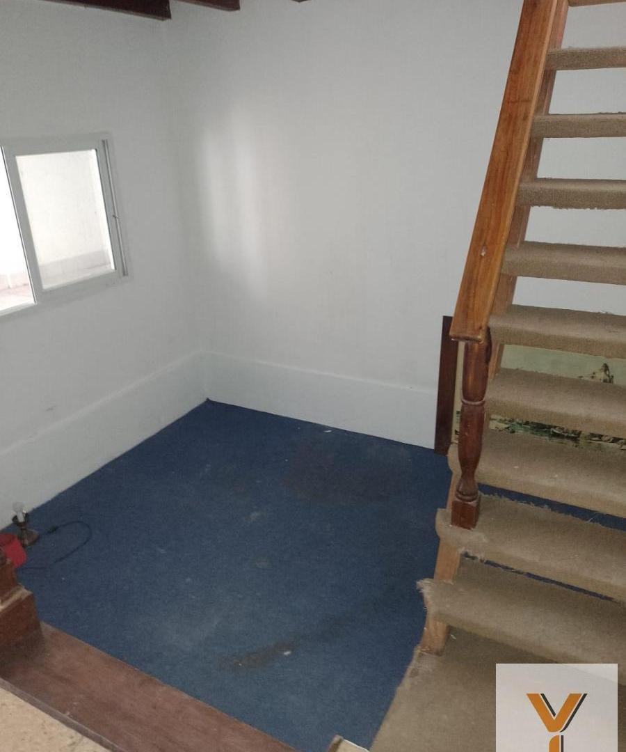 Foto de Casa en venta - 3 Dormitorios 2 Baños - Cochera - Locales - 408Mts2, imagen 3