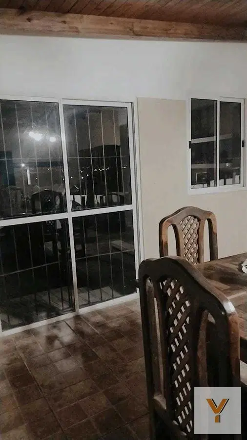 Casa en venta - 3 dormitorios 1 baño - 90mts2 - Villa del Lago 2