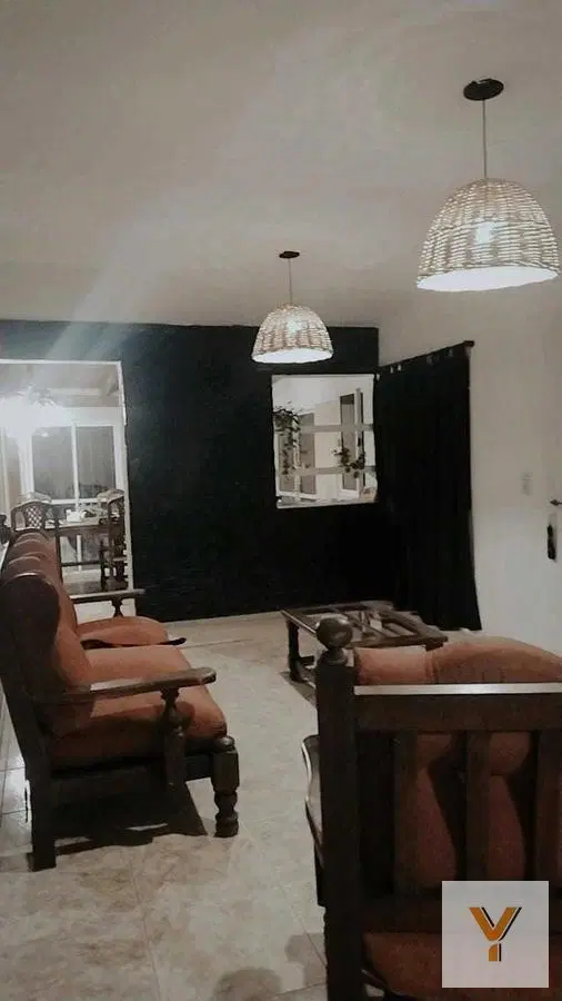 Casa en venta - 3 dormitorios 1 baño - 90mts2 - Villa del Lago 1