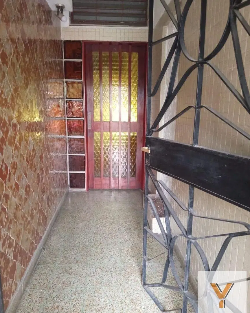 Casa en venta - 3 Dormitorios 1 Baño - Cochera - 170Mts2 - Quilmes 4
