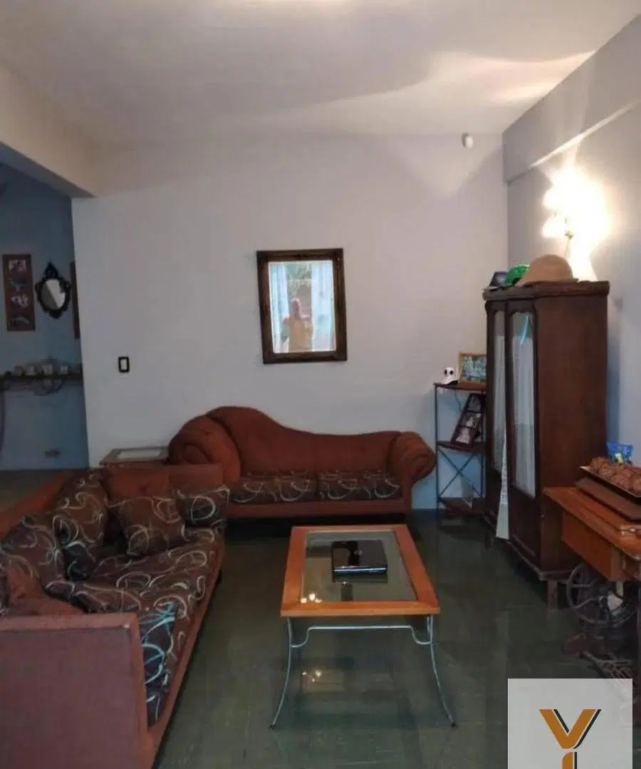 Casa en Alquiler - 2 Dormitorios 2 Baños - 200mts - Lomas De Zamora (Partido) 1