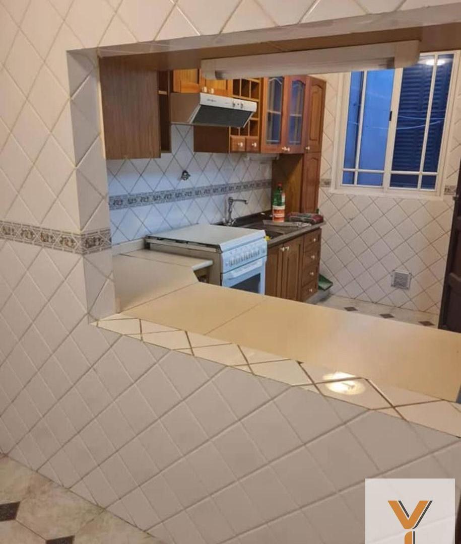 Foto de Departamento en Venta - 2 Dormitorios 1 Baño - 60mts - Flores, imagen 4