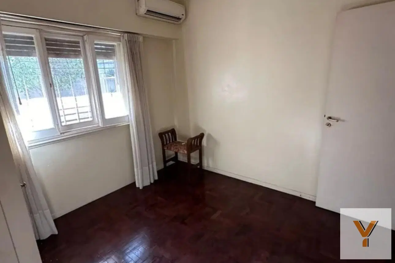 Casa en venta - 2 Dormitorios 2 Baños - Cochera - 160Mts2 - Morón 4